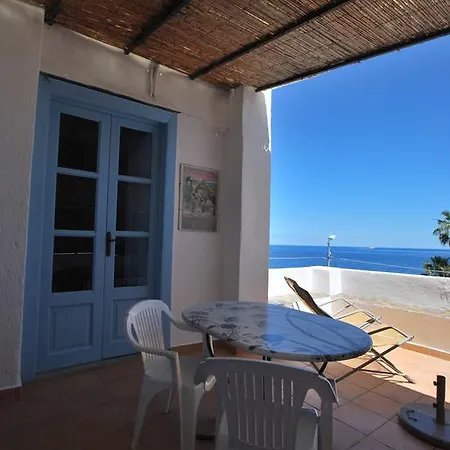 Vulcanoconsult Apartamento
